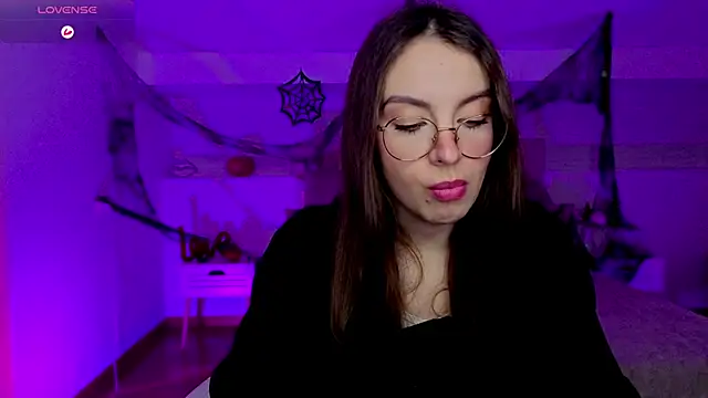 Real cutie1 online show from November 3, 8:32 pm