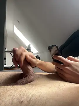 Snapshot of musti312 chatting on November 22, 10:03 am musti312 online show from November 22, 10:03 am