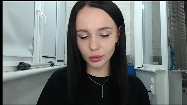 Snapshot of Blair_Yates chatting on October 15, 3:34 pm Blair Yates online show from October 15, 3:34 pm