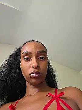 Snapshot of Hazel_Dollxx chatting on June 9, 4:29 pm Hazel Dollxx online show from June 9, 4:29 pm