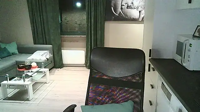 Dartanjanas13 online show from February 10, 5:28 pm