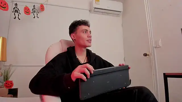 dark sun302 online show from October 30, 9:26 pm