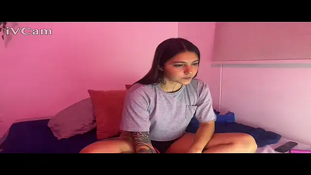 SurpriseMadlicia online show from September 12, 3:50 am