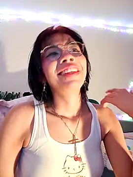 Snapshot of dolliette24 chatting on November 16, 5:46 am dolliette24 online show from November 16, 5:46 am