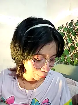 dolliette24 online show from January 9, 8:32 pm