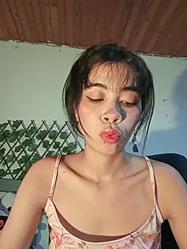dolliette24 online show from June 16, 1:36 pm