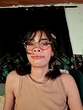 dolliette24 online show from August 2, 2:32 am