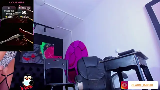 Snapshot of CLAIRE_EMPIRE chatting on September 14, 10:53 pm CLAIRE EMPIRE online show from September 14, 10:53 pm