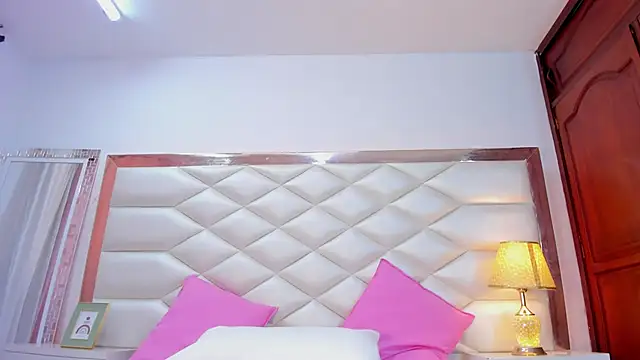 KarinaGomezxxx online show from October 9, 1:42 pm