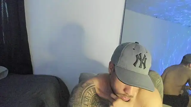 ThiagoLugo online show from January 8, 9:39 pm