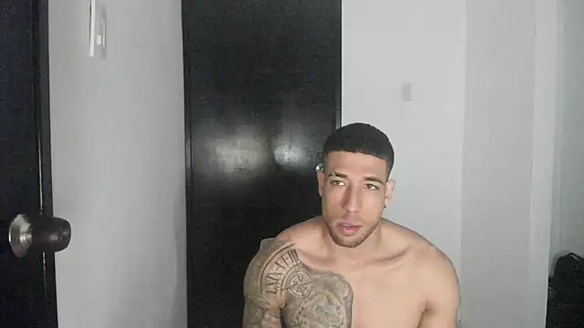 ThiagoLugo online show from June 14, 11:29 pm