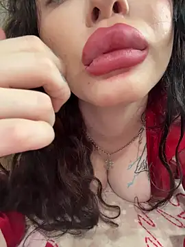 Snapshot of Hannah_xBaby chatting on November 11, 8:14 am Hannah xBaby online show from November 11, 8:14 am