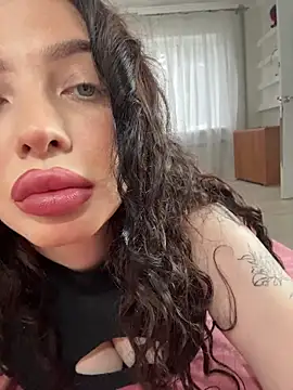 Snapshot of Hannah_xBaby chatting on November 24, 10:48 am Hannah xBaby online show from November 24, 10:48 am