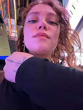 lucy-joy online show from June 9, 10:27 am