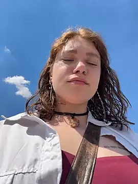lucy-joy online show from June 10, 9:19 am