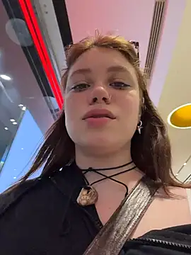lucy-joy online show from June 28, 8:20 am
