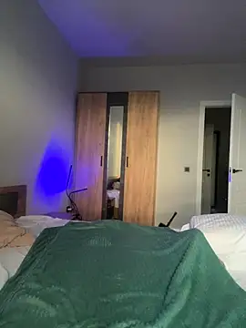 tammy gun online show from October 9, 2:26 pm