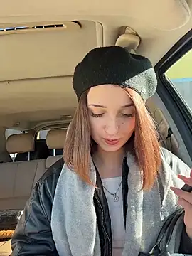 DollyTall online show from October 15, 9:09 am