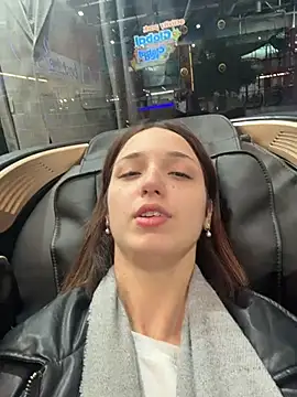 DollyTall online show from October 16, 8:48 am