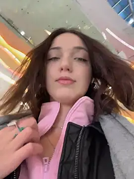 DollyTall online show from January 7, 7:11 am