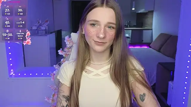 Elsa wow online show from May 1, 9:19 pm