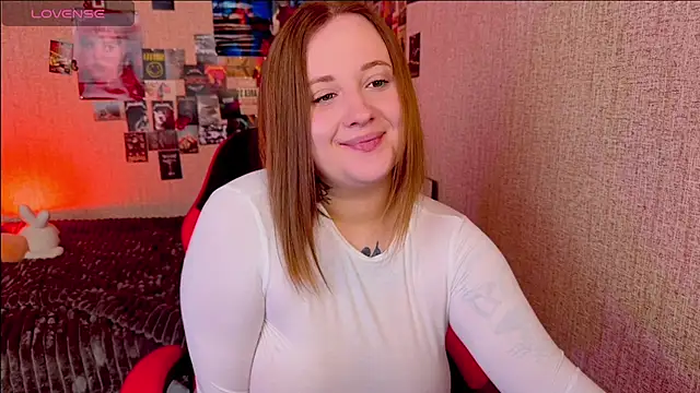 NaomiRey1 online show from March 29, 9:53 am