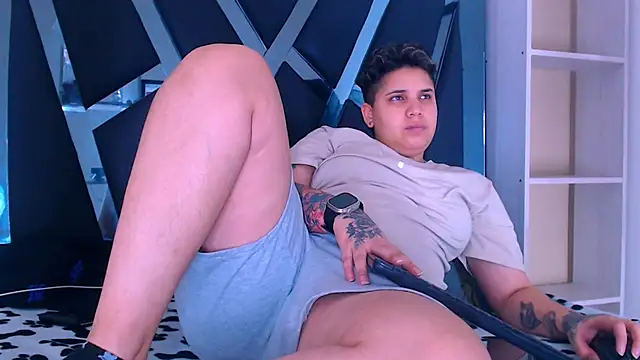 Snapshot of karla_sexy21 chatting on December 3, 4:53 am karla sexy21 online show from December 3, 4:53 am