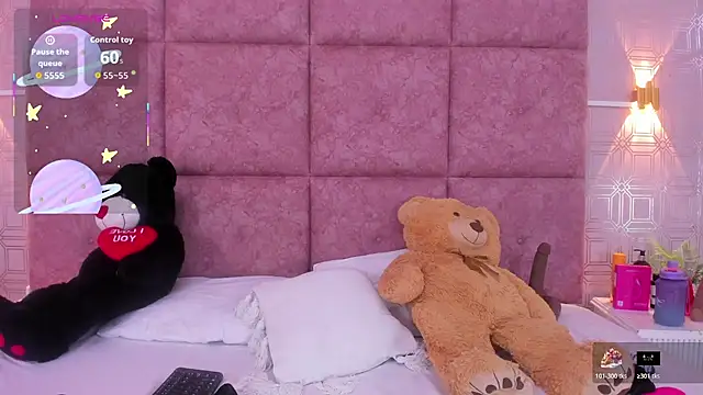 AmyStar1 online show from July 7, 9:30 pm
