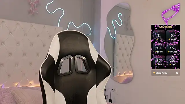 Megan  cole1 online show from March 7, 5:26 am