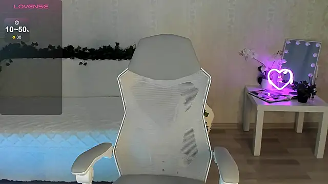 ArleneThomas online show from October 4, 12:58 pm