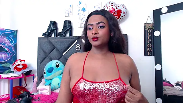 Snapshot of NatashaBella chatting on October 22, 5:30 am NatashaBella online show from October 22, 5:30 am