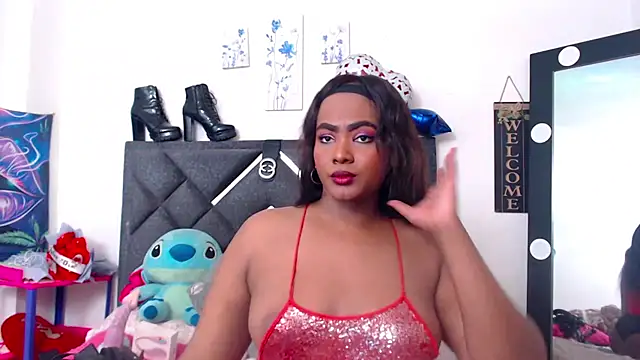 Snapshot of NatashaBella chatting on November 11, 6:41 pm NatashaBella online show from November 11, 6:41 pm