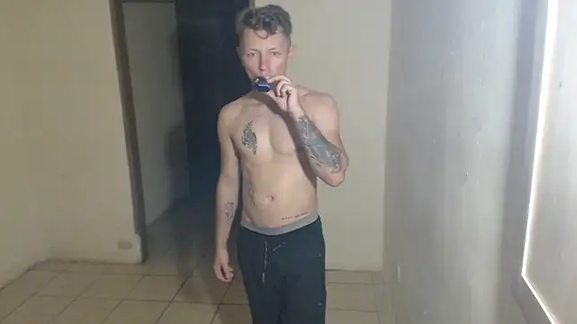 BlondZilla online show from May 3, 4:29 am
