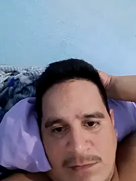 reguetones92 online show from April 30, 5:41 pm