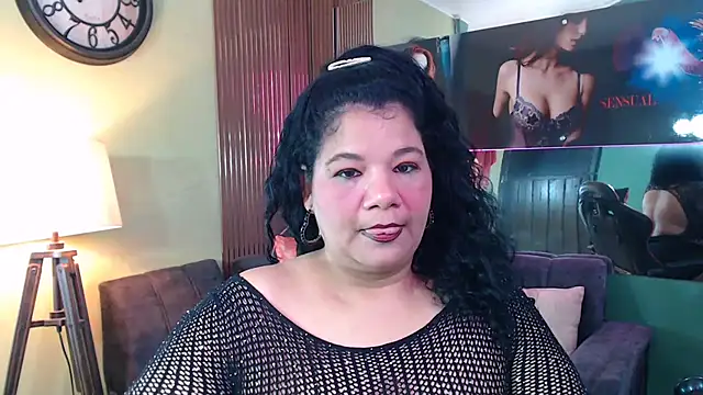 Snapshot of May_fk chatting on November 6, 5:08 am May fk online show from November 6, 5:08 am