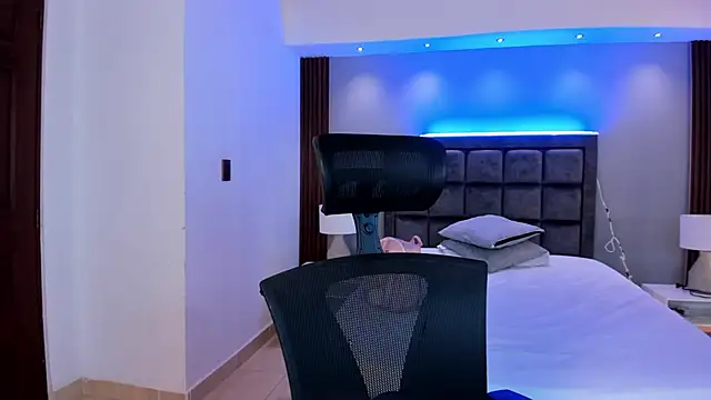 AidaJones online show from October 9, 12:03 pm