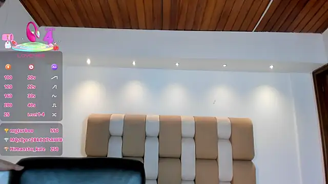 AidaJones online show from December 15, 11:42 pm