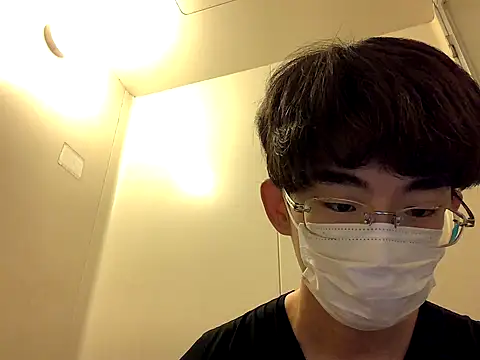 Snapshot of kurusu46 chatting on October 12, 3:49 am kurusu46 online show from October 12, 3:49 am