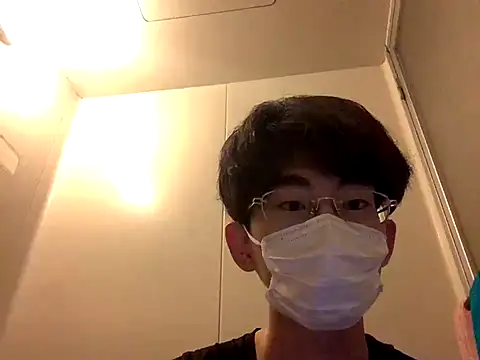 Snapshot of kurusu46 chatting on October 17, 11:24 am kurusu46 online show from October 17, 11:24 am