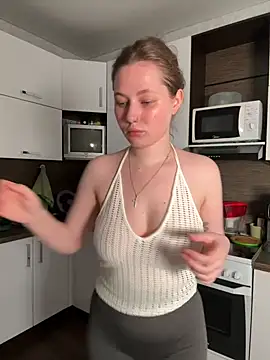 Snapshot of MikotoMisaka chatting on November 19, 1:33 pm MikotoMisaka online show from November 19, 1:33 pm