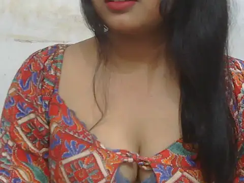 POOJA 199 online show from March 30, 8:15 am
