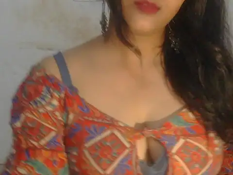 POOJA 199 online show from August 5, 9:01 am