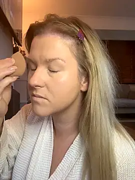 Charleigh xx online show from November 11, 11:54 am