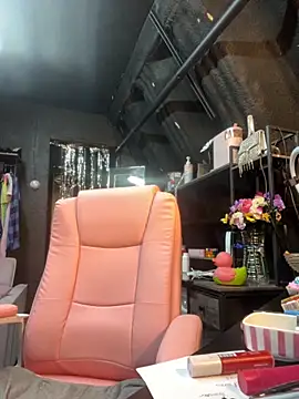 bigb00tycass online show from June 10, 5:28 am