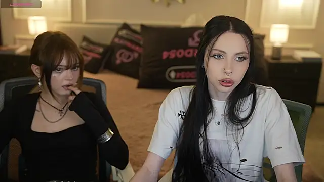 VivianSweet  online show from June 6, 2:33 pm