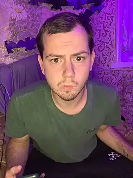 Snapshot of sal0mka chatting on November 6, 9:37 pm sal0mka online show from November 6, 9:37 pm