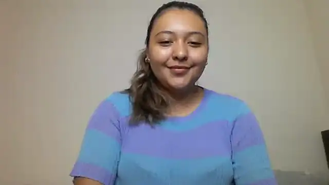 Snapshot of ALANA_150 chatting on July 23, 1:53 pm ALANA 150 online show from July 23, 1:53 pm