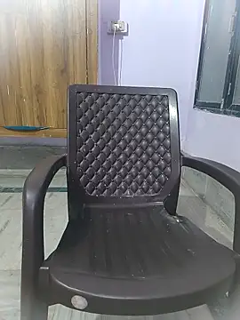 Snapshot of roshni_agrawal0 chatting on November 22, 3:22 pm roshni agrawal0 online show from November 22, 3:22 pm