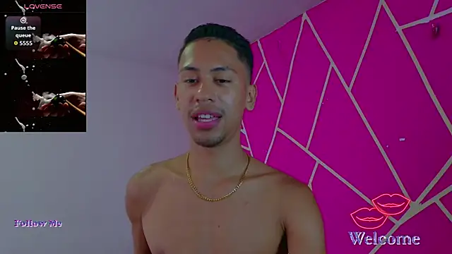 Snapshot of dylan_apol0 chatting on November 30, 12:03 am dylan apol0 online show from November 30, 12:03 am