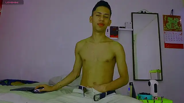 dylan apol0 online show from February 20, 3:25 am